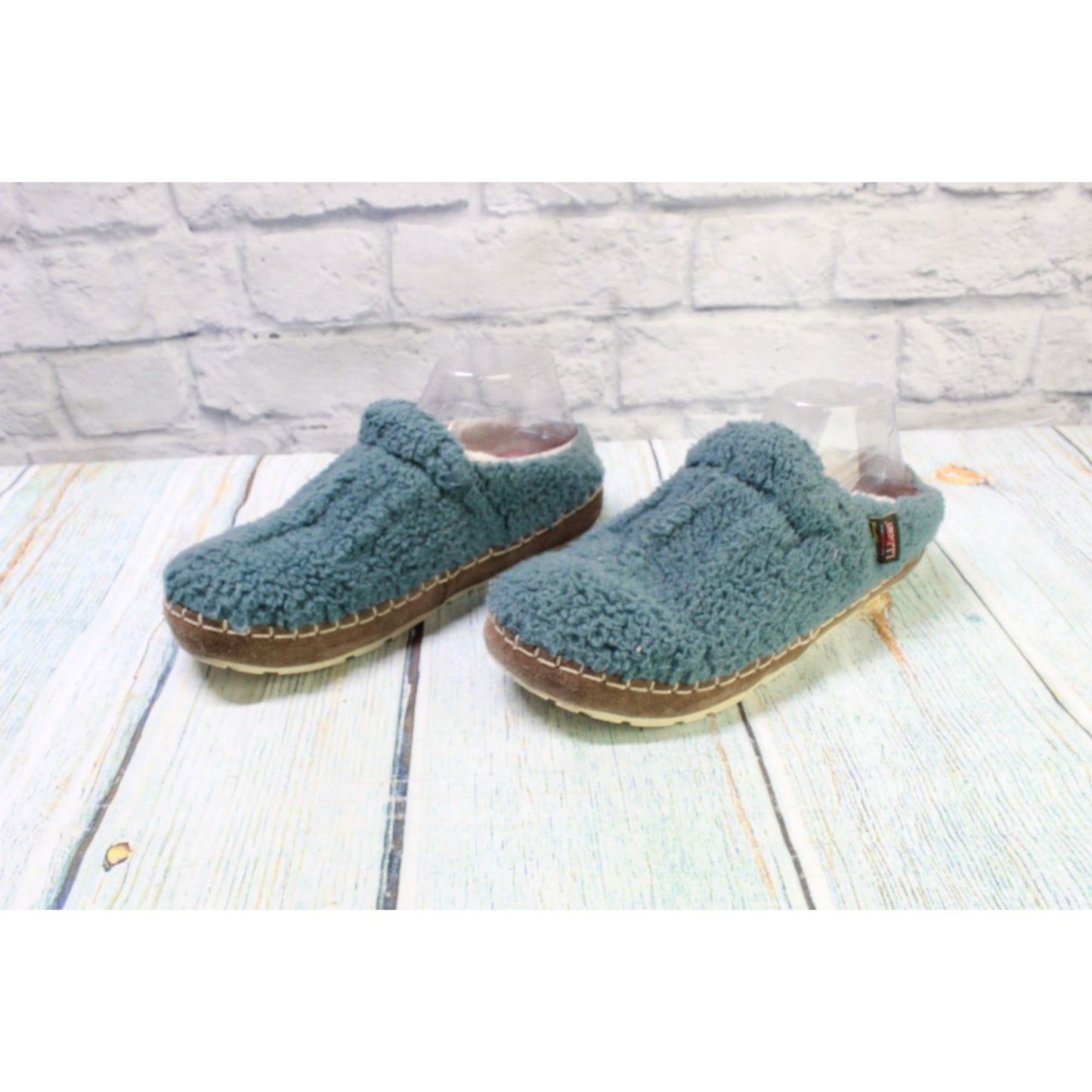 LL Bean Women's Teal Polyester Wicked Good Fleece Lined Cozy Slippers Size 9 M