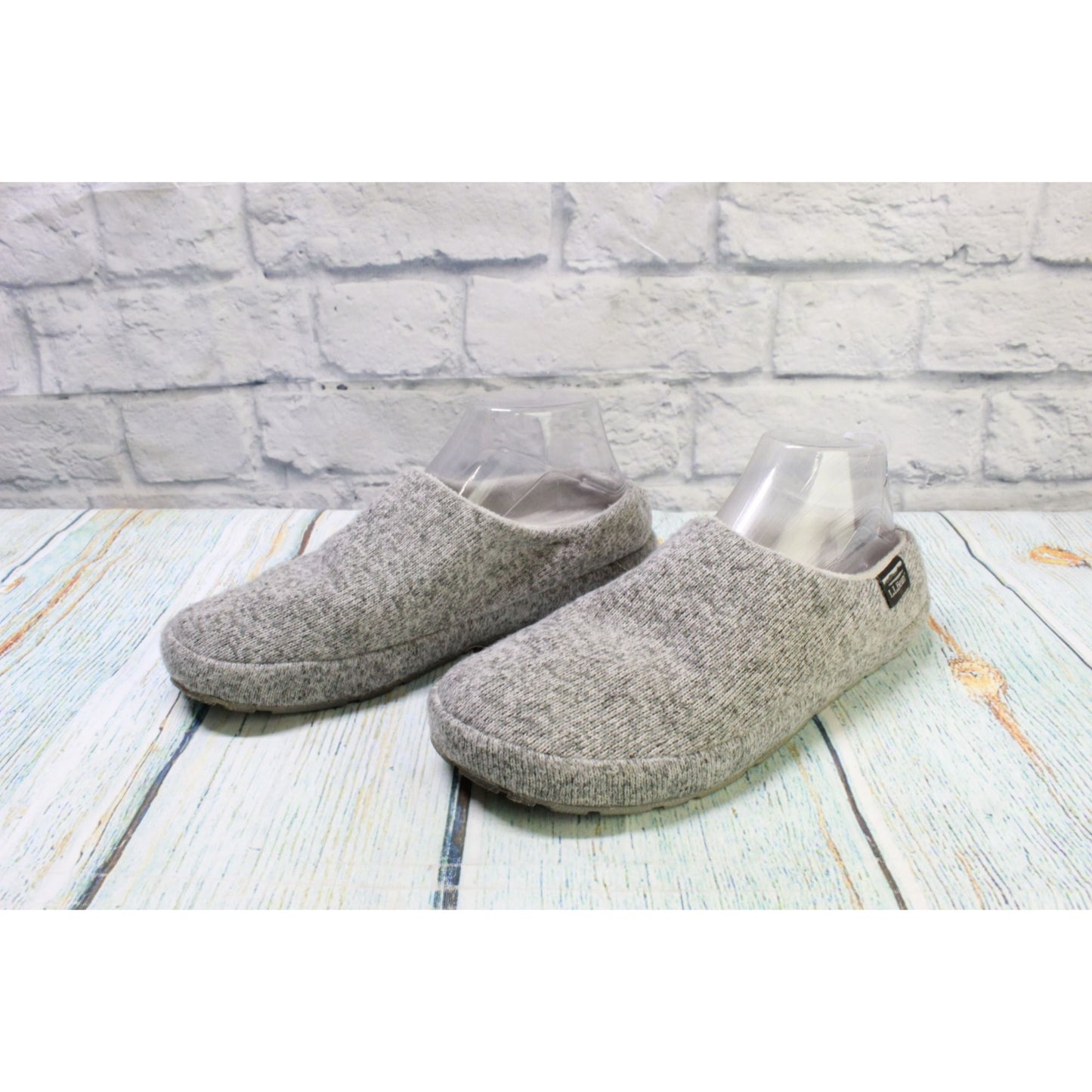 LL Bean Women's Gray Knit Slip On Sweater Fleece Clog Slipper Scuffs Size 9 M