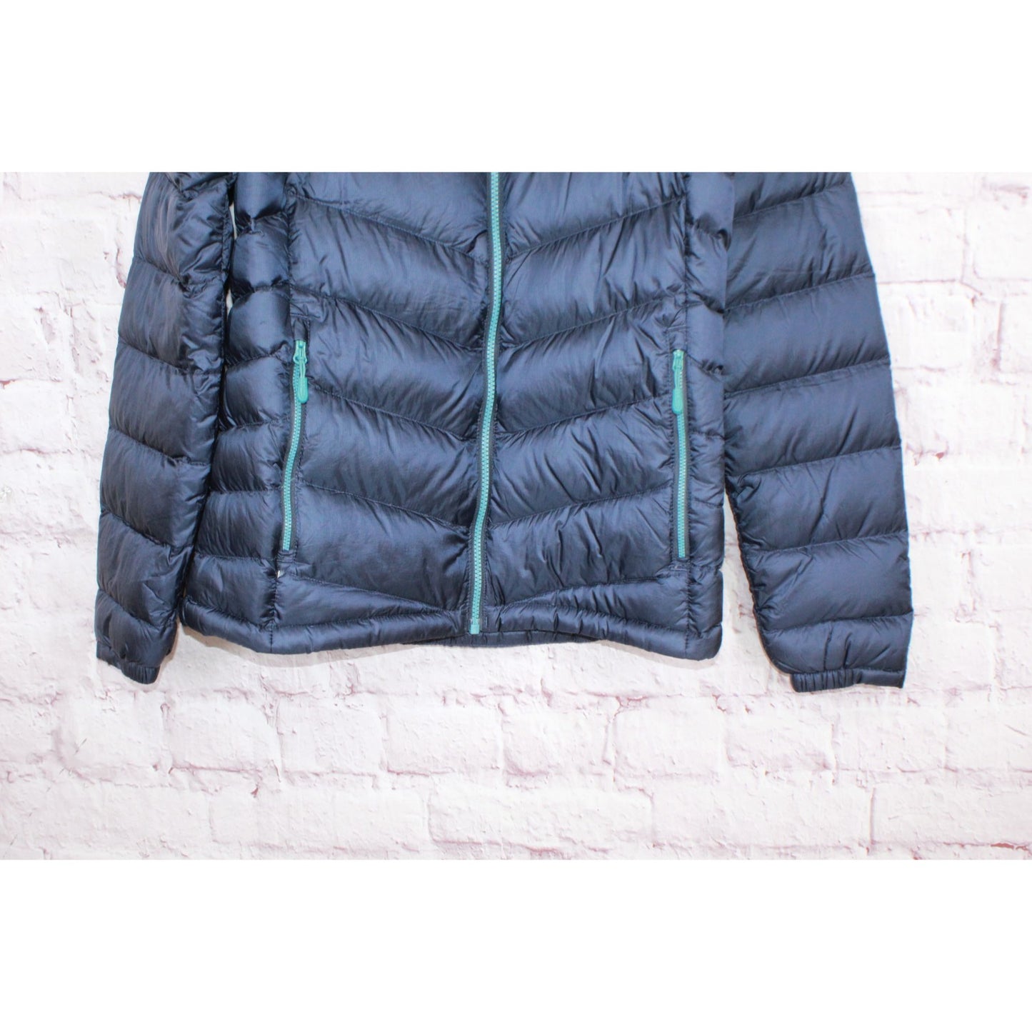 LL Bean Women's Ultralight 850 Down Jacket Carbon Navy Size XS