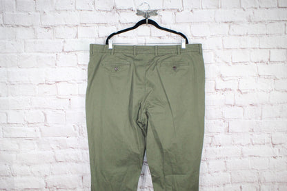 LL Bean Men's Lakewashed Green Stretch Classic Fit Straight Leg Pants Size 44