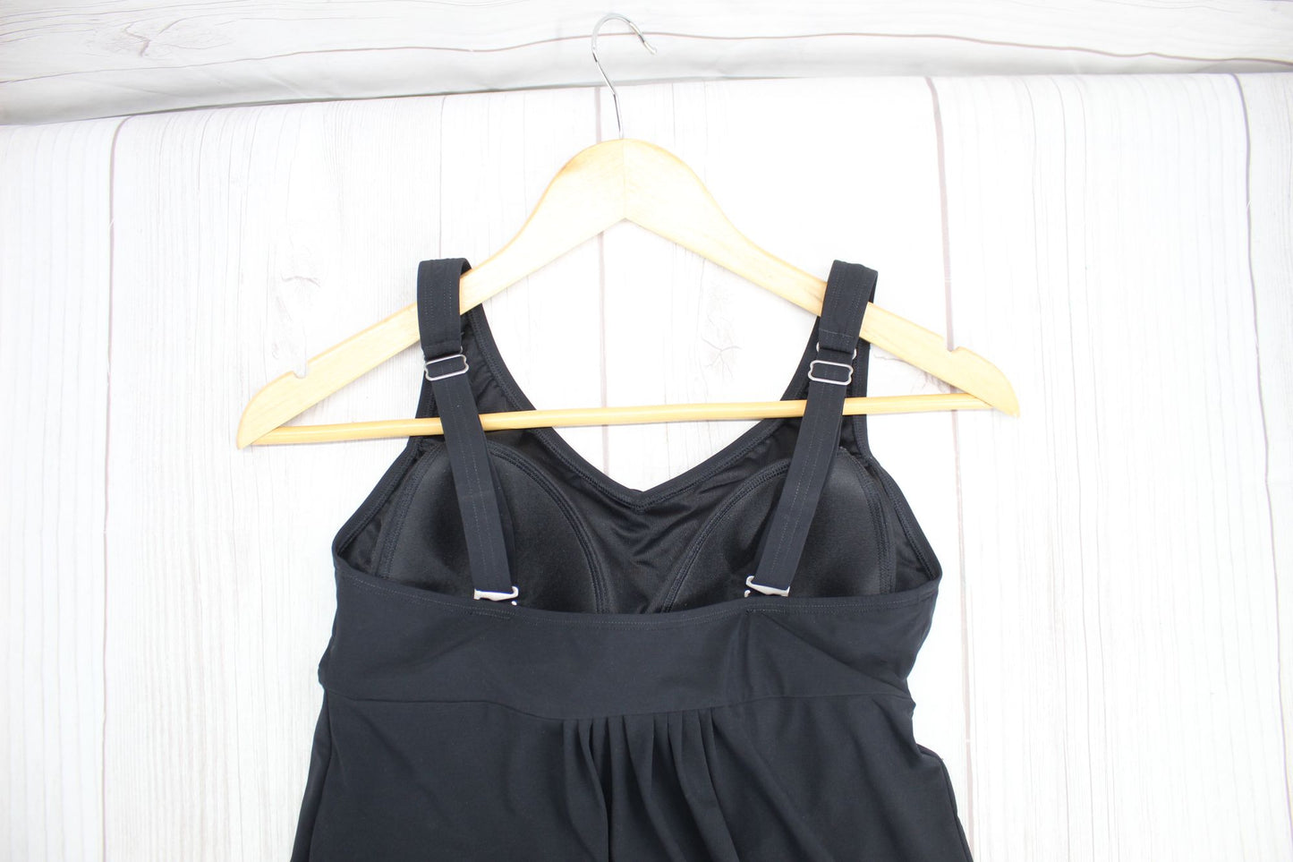 NWOT LL Bean Shaping Swimwear Soft-Drape Tankini Top Size 8 Retail: $89.00