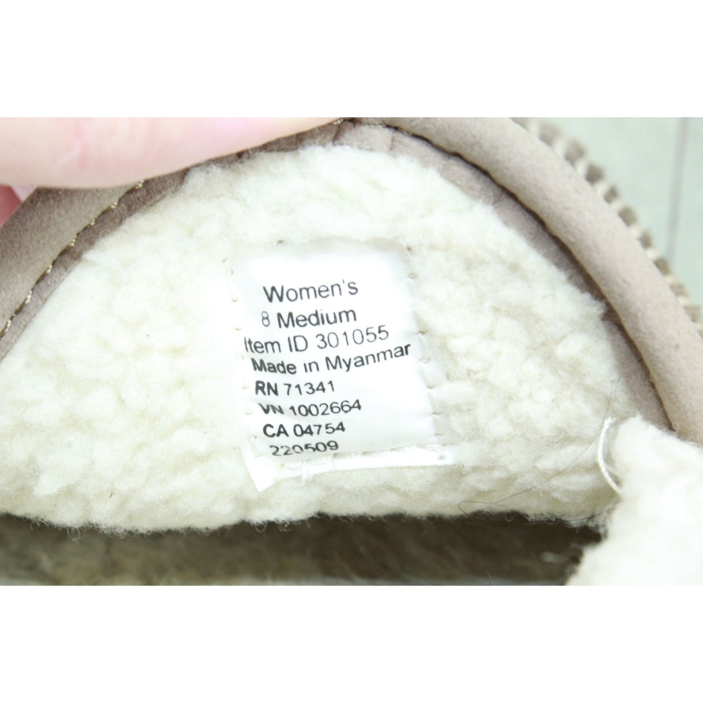 LL Bean Women's Mountain Slippers Moccasin Fleece Lined Suede Dark Cement 8 M