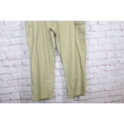 LL Bean Men's Tropic Weight Cargo Pants Natural Fit Comfort Waist Cotton Size 44