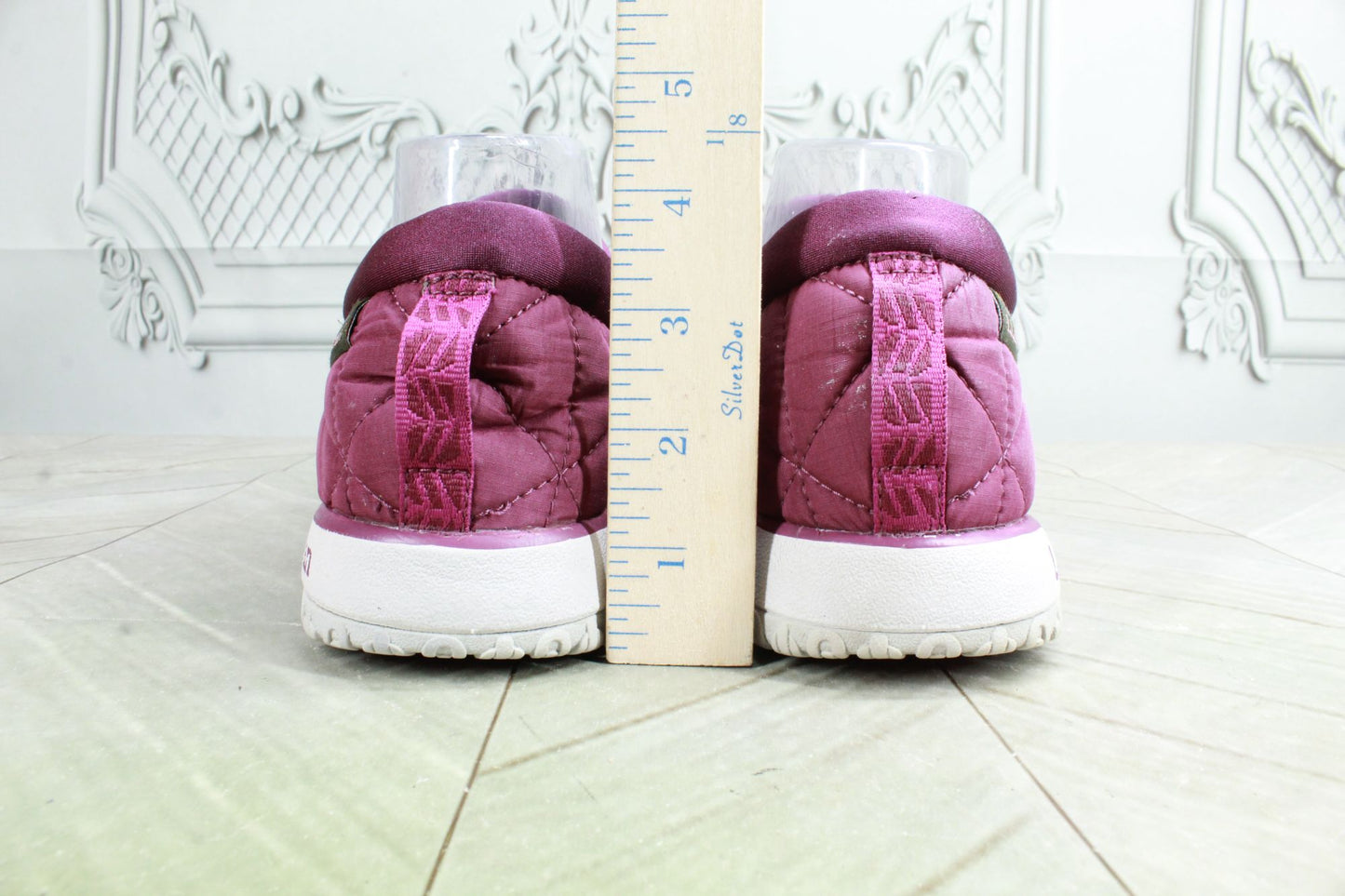 LL Bean Women's Ultralight PrimaLoft Slip-Ons Pink Quilted Waterproof Size 8 M