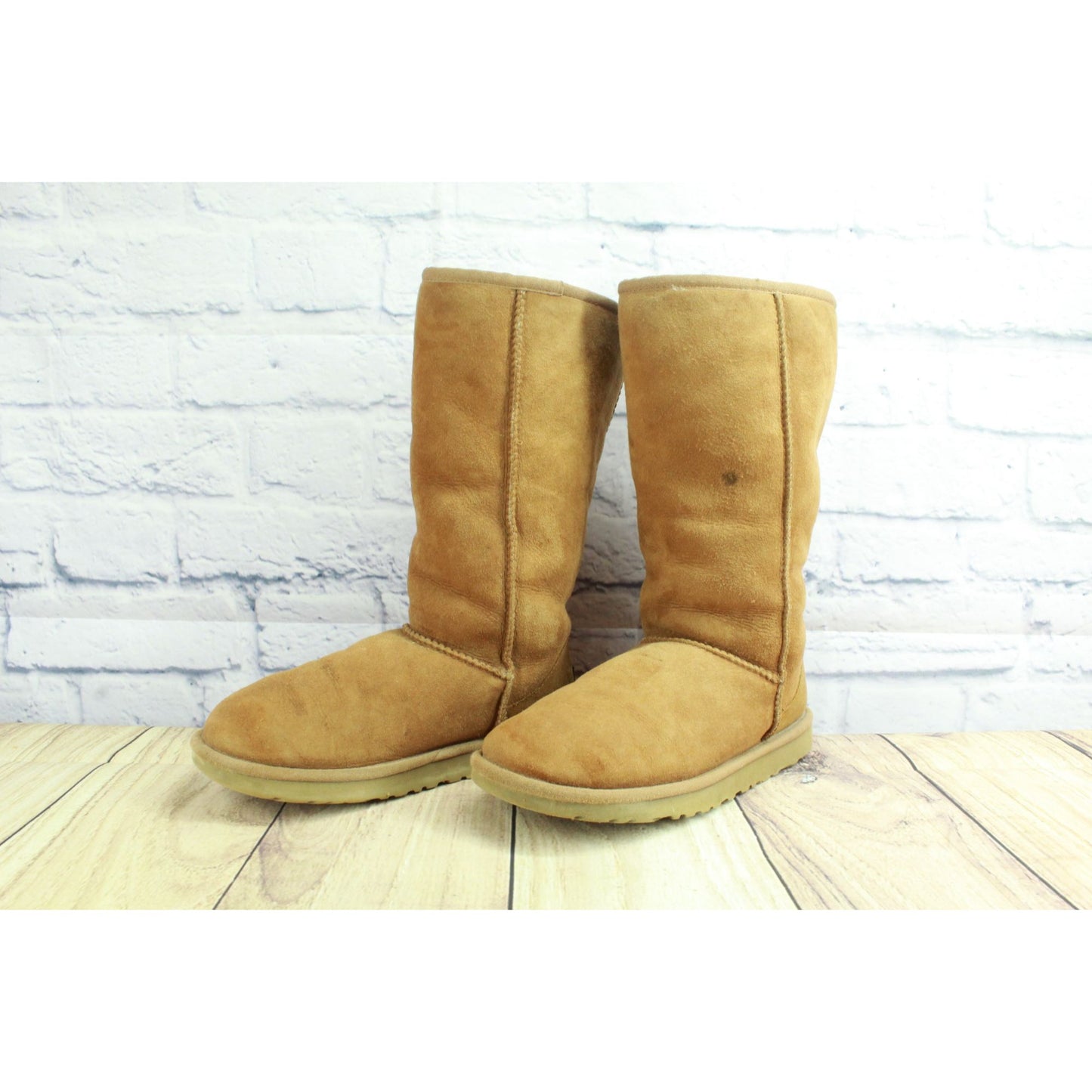 UGG Classic Tall II Women's Brown Suede Pull On Shearling Lined Winter Boots 7