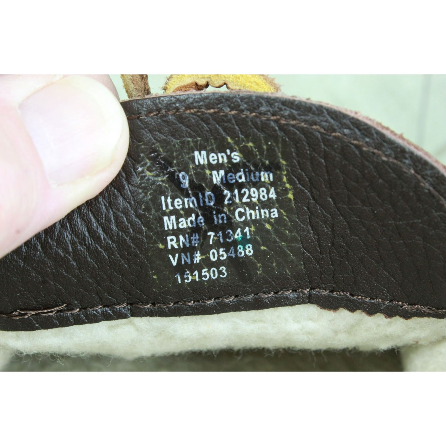 LL Bean Men's Brown Leather Slip On Shearling Lined Moccasin Slippers Size 9 M