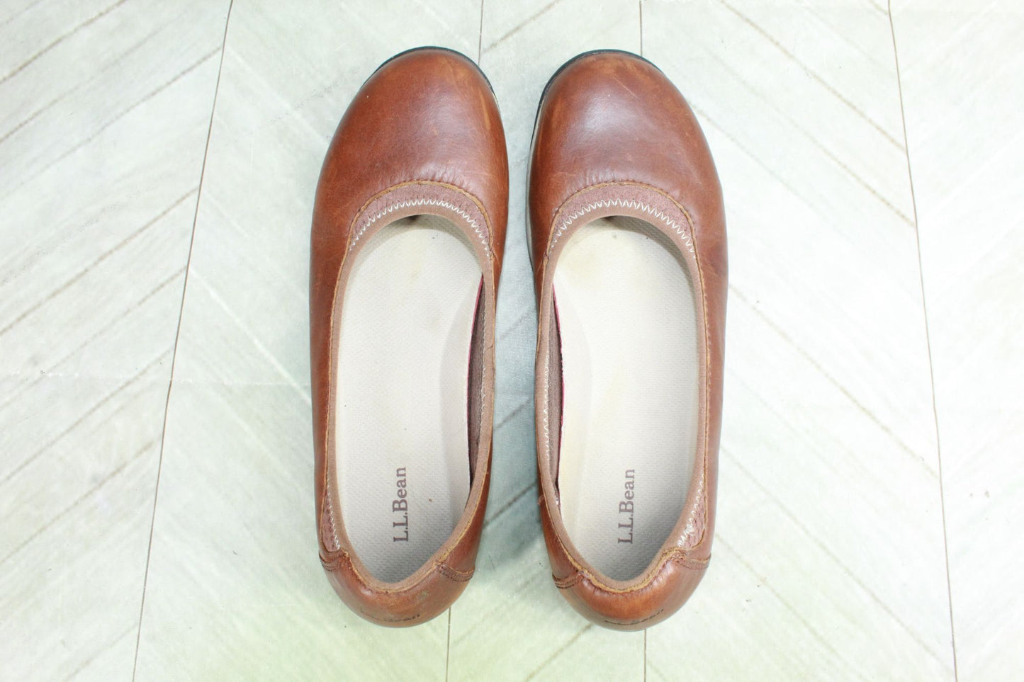 LL Bean Women's Brown Leather Slip On Plain Toe Comfort Casual Shoes Size 8.5 M