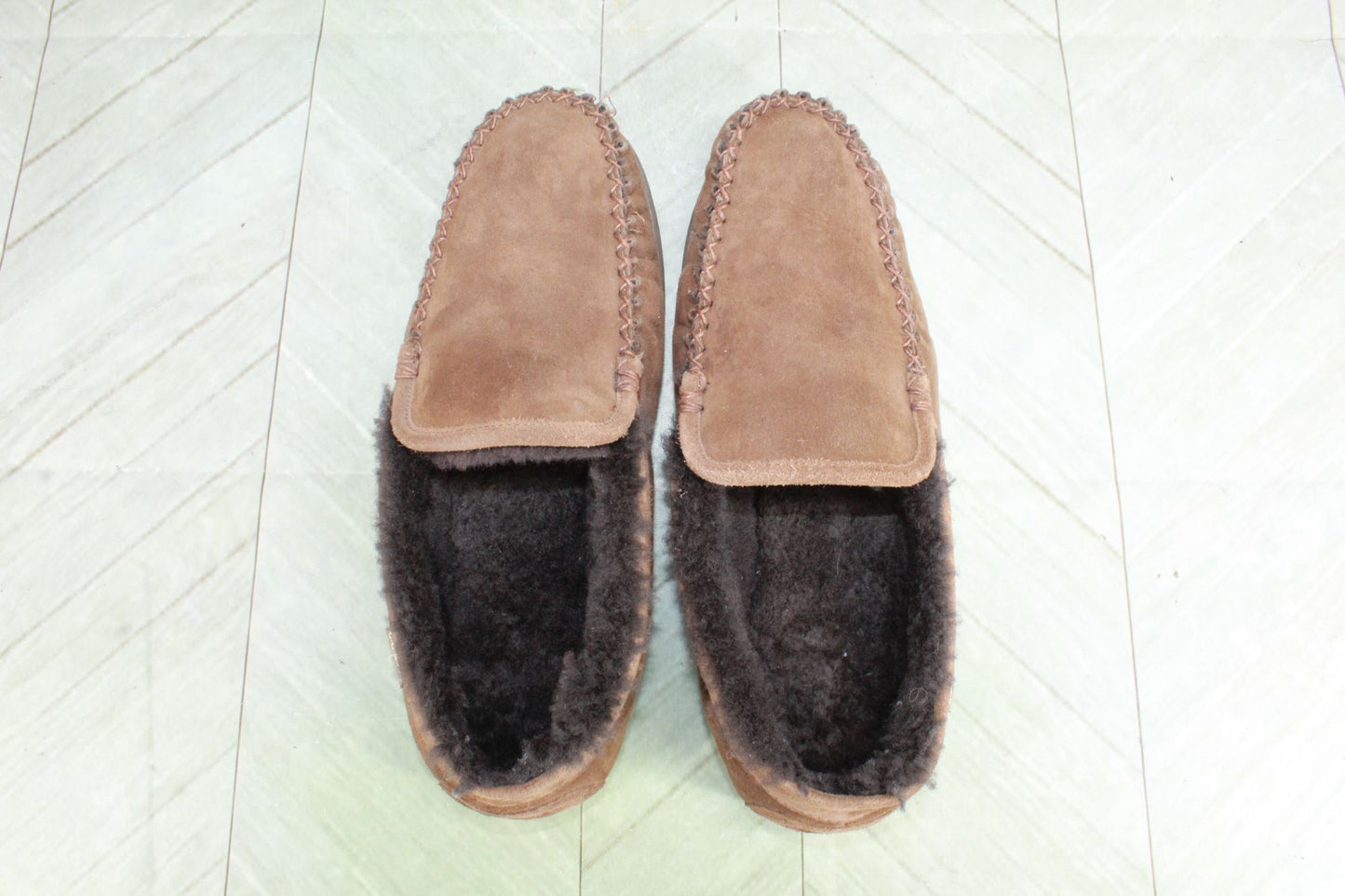 LL Bean Men's Wicked Good Slippers Venetian Shearling Lined Suede Brown 11 M