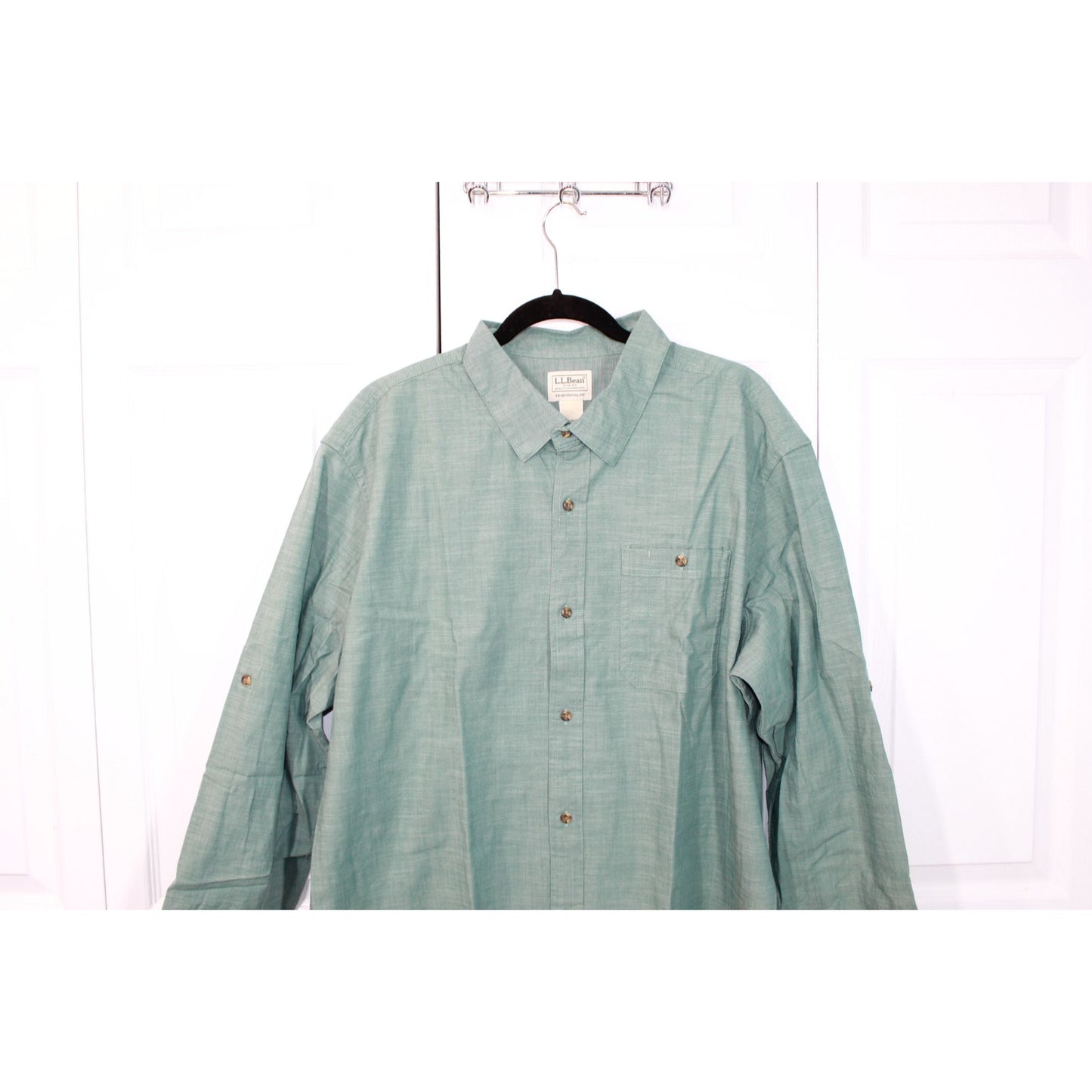 LL Bean Women's Green Cotton Traditional Fit Long Sleeve Button Up Shirt Small