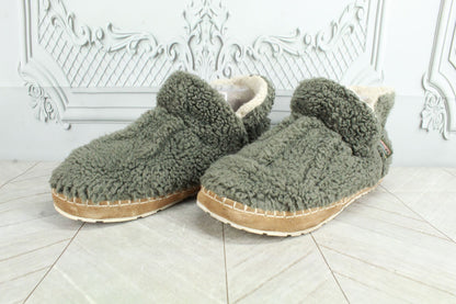 LL Bean Women's Kelp Green Pile Fleece Lined Cozy Slipper Booties Size 9 M