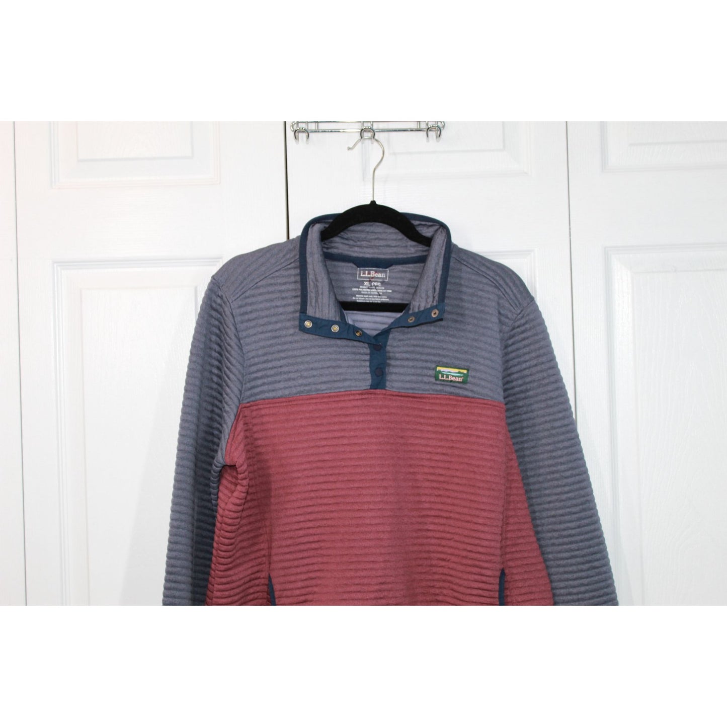 LL Bean Women's AirLight Pullover Colorblock Quilted Maroon Gray Size XL