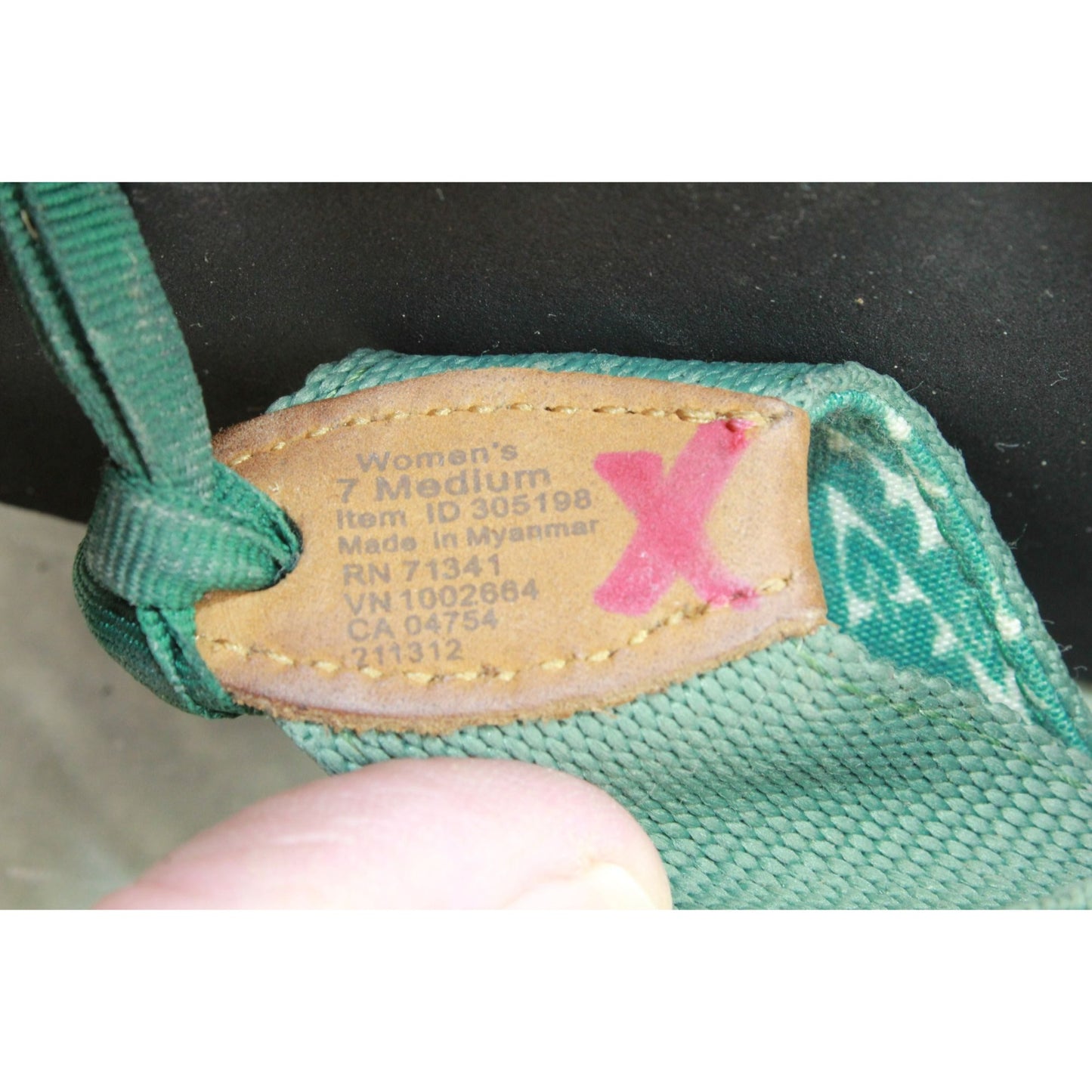 LL Bean Maine Isle Women's Green Nylon Slip On Flip Flop Thong Sandals Size 7 M