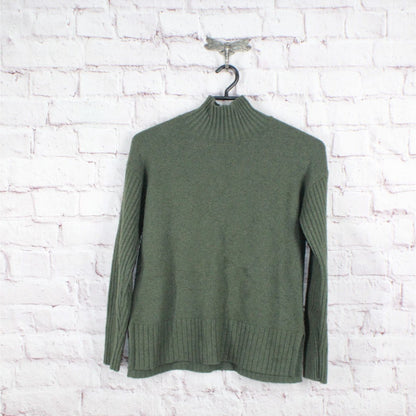 LL Bean Women's The Essential Pullover Sweater Turtleneck Wool Blend Green S Pet