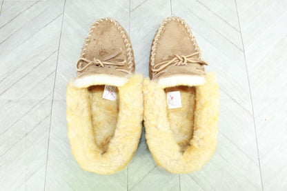 LL Bean Women's Brown Suede Wicked Good Shearling Lined Moccasin Slippers Sz 8 M