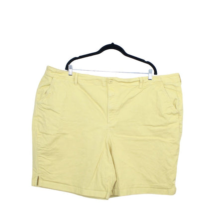 LL Bean Women's Lakewashed Chino Shorts Mid Rise Bermuda Cotton Yellow Size 26W