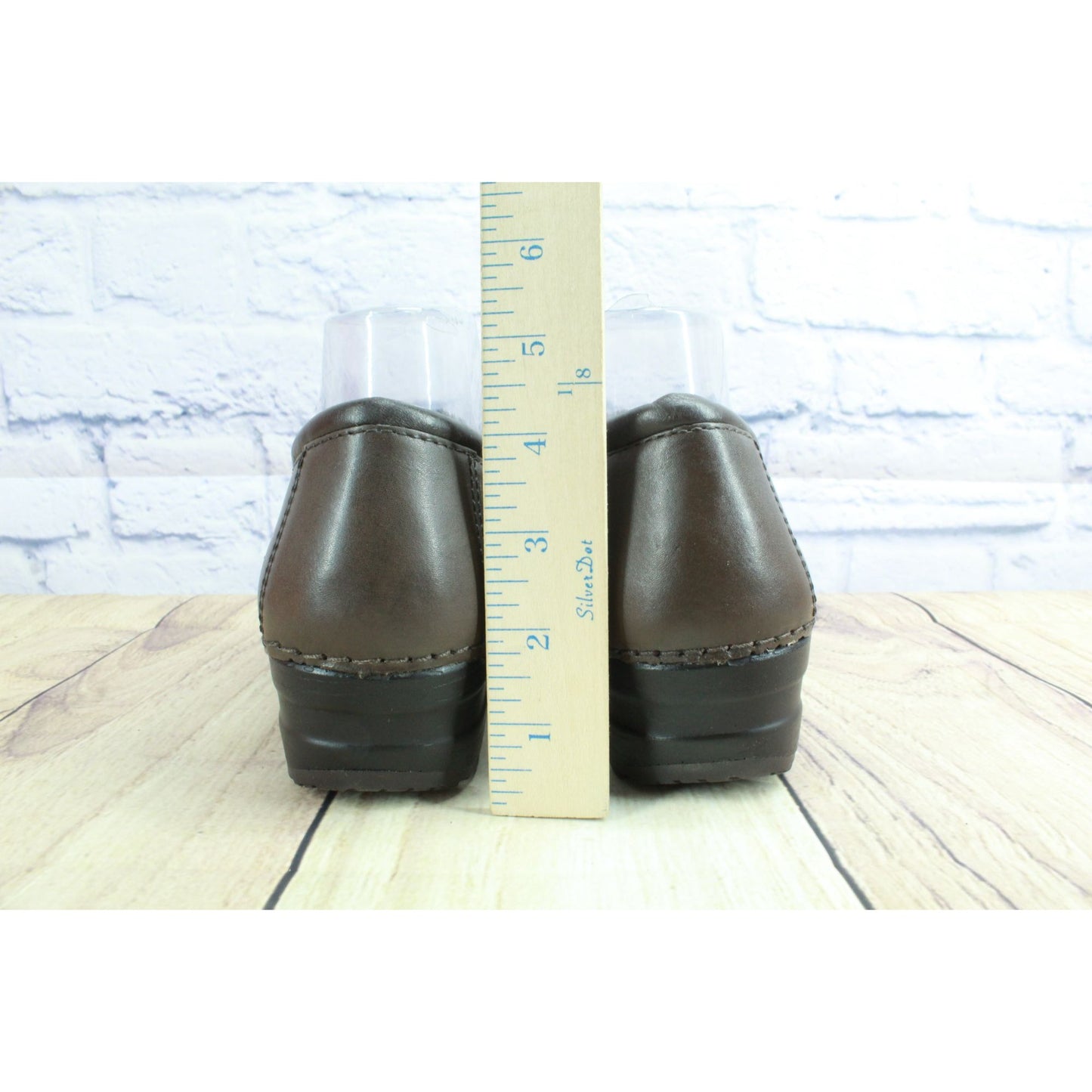 LL Bean Classic Womens Brown Leather Comfort Nursing Work Clogs Size 8 M