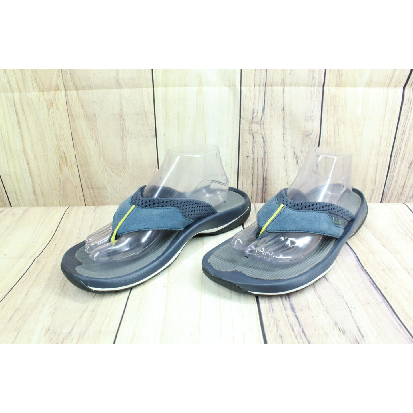 LL Bean Swift River Men's Blue Leather Perforated Comfort Sports Flip-Flops 9 M