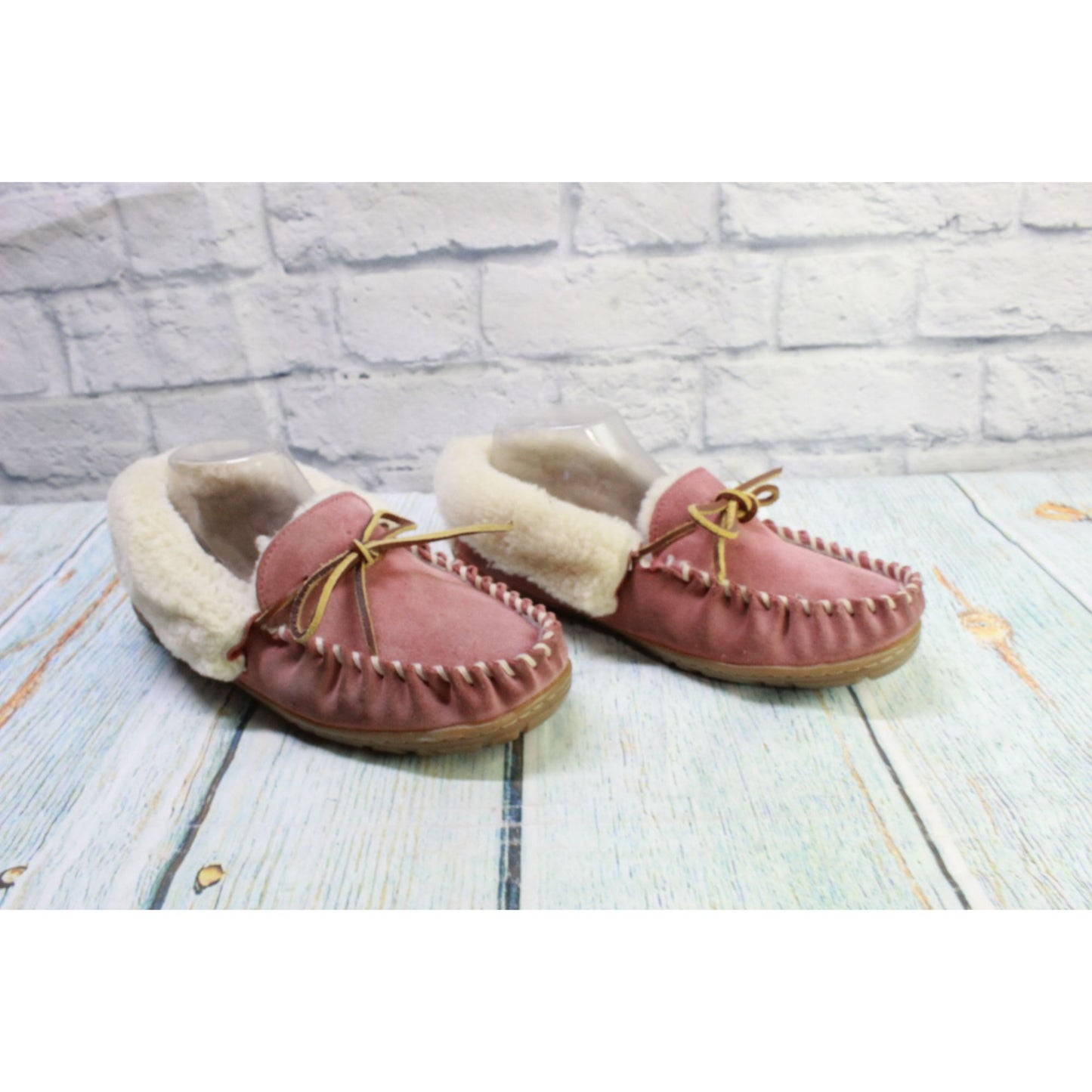 LL Bean Womens Pink Suede Wicked Good Shearling Lined Moccasin Slippers Size 8 M