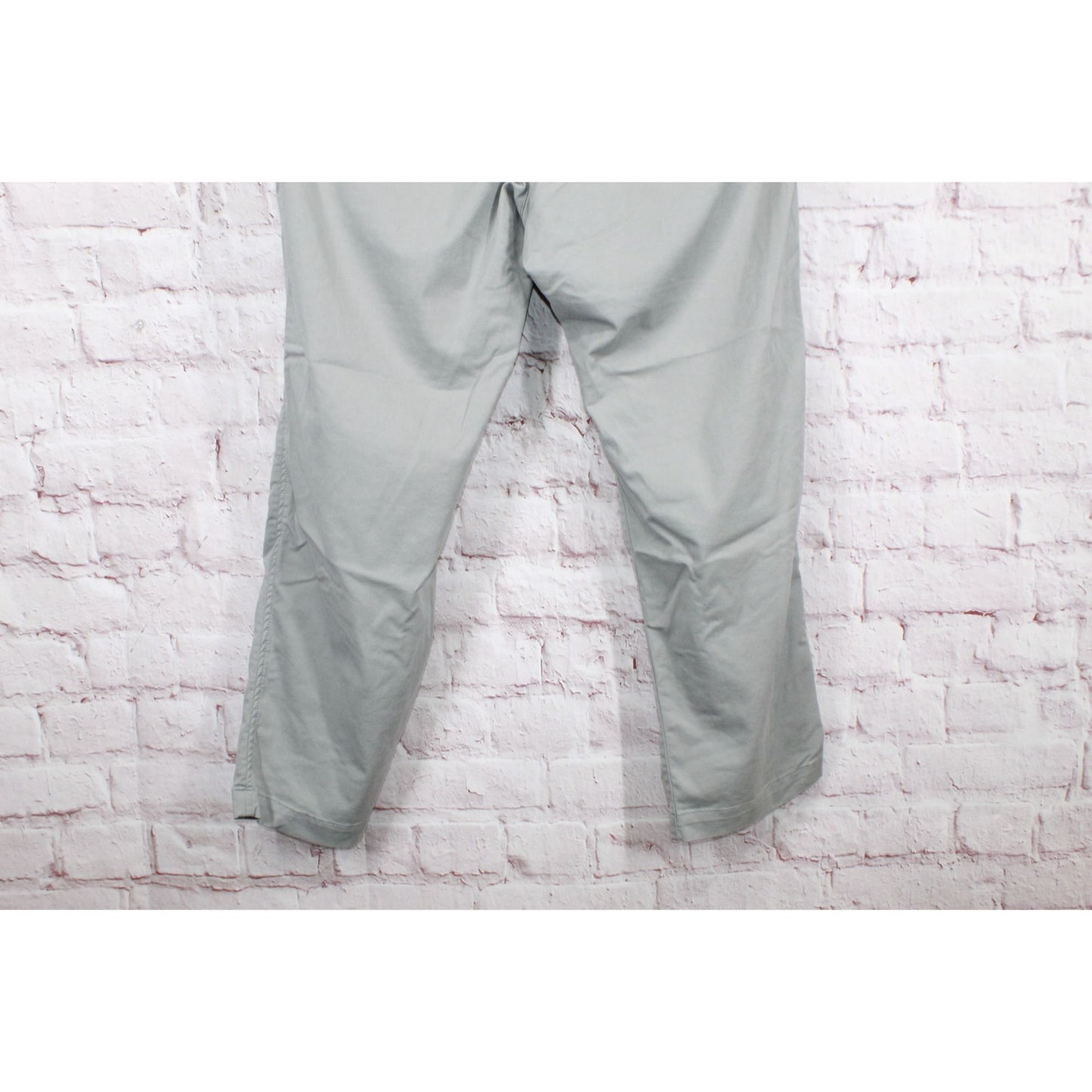 LL Bean Men's Comfort Stretch Dock Pants Standard Fit Straight Leg Gray XL 30"