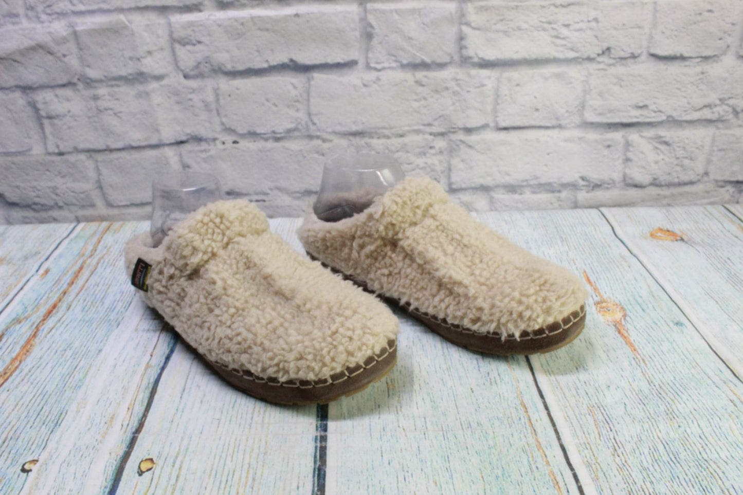 LL Bean Women's Cream Knit Wicked Good Fleece Lined Cozy Slippers Size 10 M