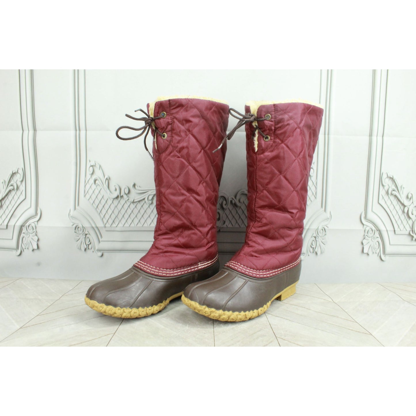 LL Bean Women's Burgundy Nylon Shearling Lined Quilted Waterproof Duck Boots 6 M