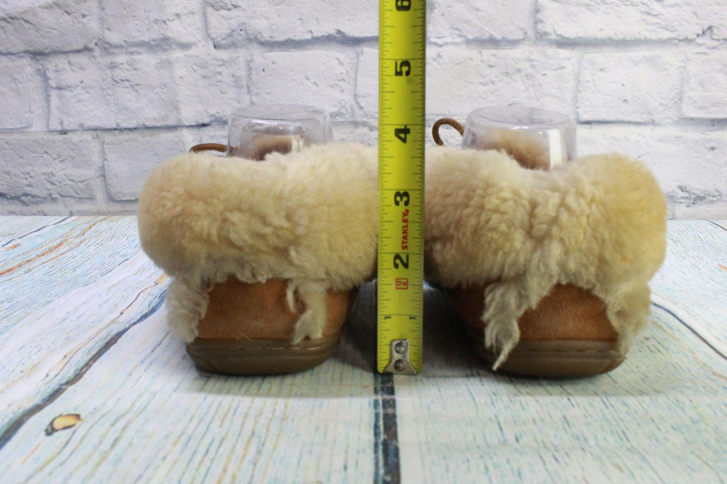 LL Bean Women's Brown Suede Wicked Good Shearling Lined Moccasin Slippers Sz 6 M