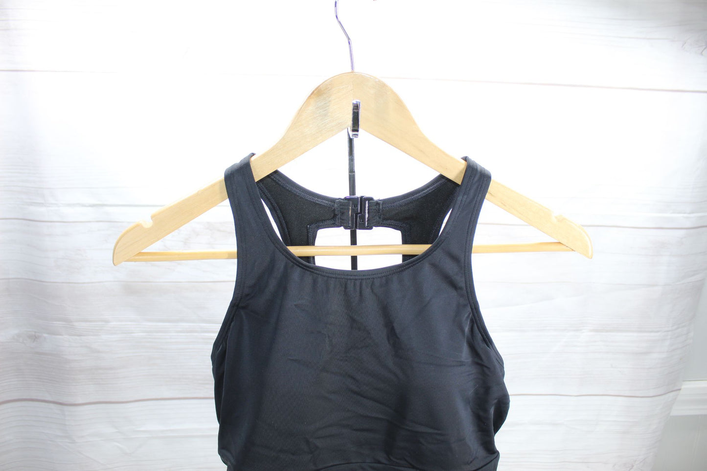 LL Bean BeanSport Swimwear High-Neck Tankini Top Size 4 Retail: $59.95