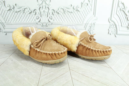 LL Bean Women's Brown Suede Wicked Good Shearling Lined Moccasin Slippers Sz 8 M