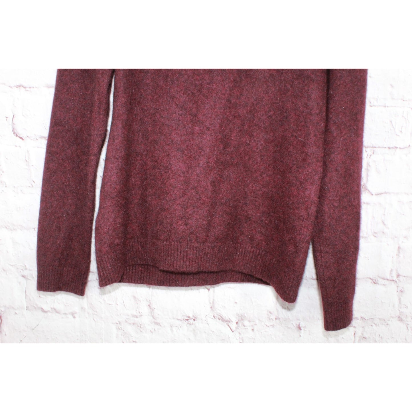 LL Bean Women's Classic Cashmere Crewneck Sweater Soft Stretch Deep Wine Small