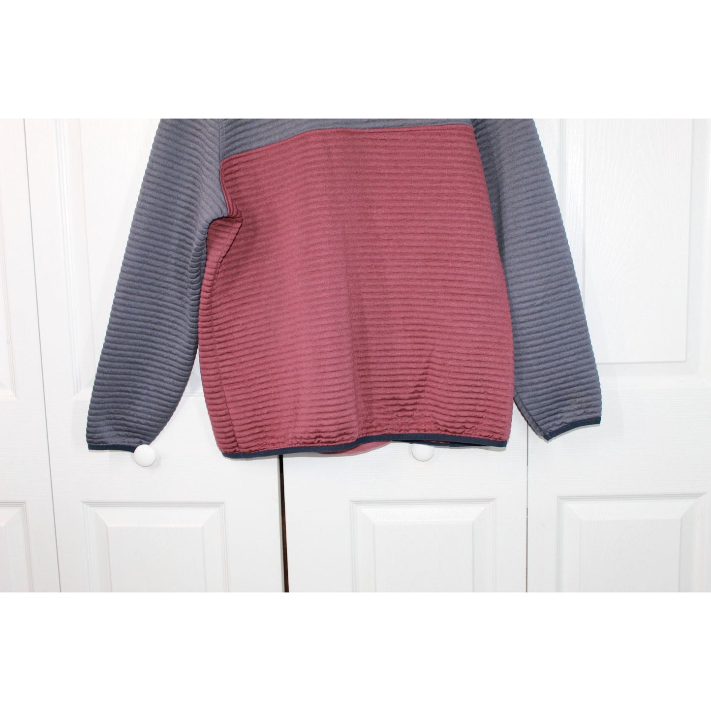 LL Bean Women's AirLight Pullover Colorblock Quilted Maroon Gray Size XL