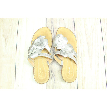 Clarks Artisan Women's Silver Leather Floral T-Strap Flip Flops Sandals Sz 5.5 M