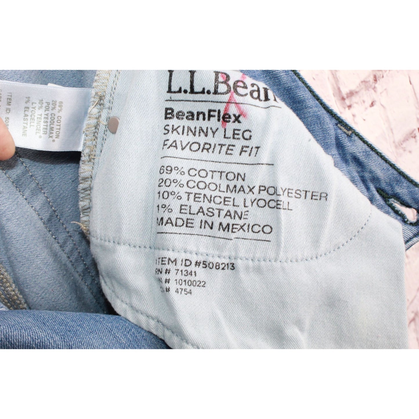 LL Bean Women's BeanFlex Jeans Mid Rise Straight Leg Vintage Faded 12 Pet